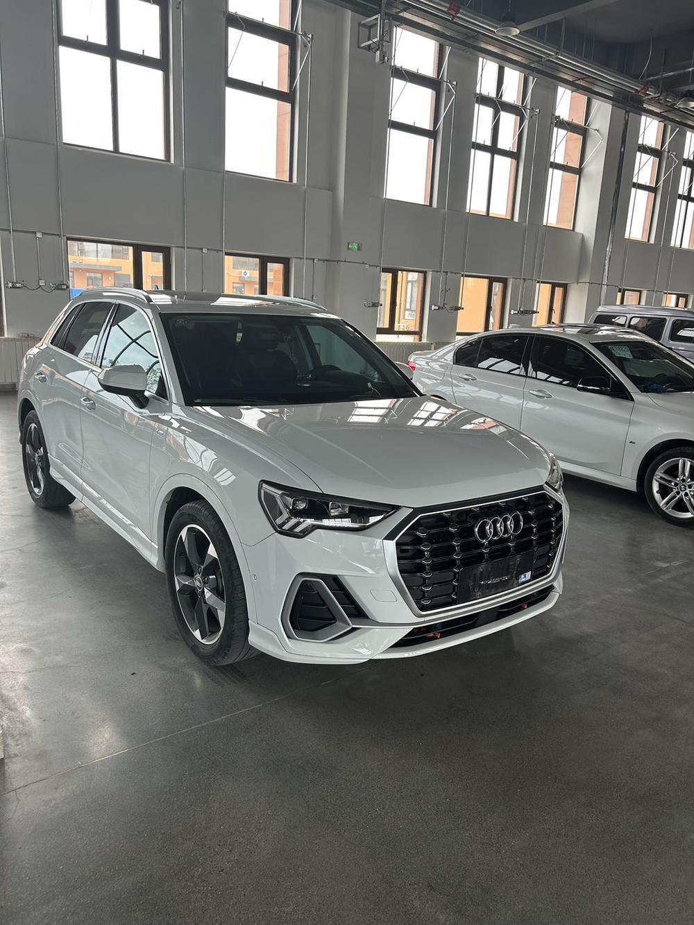 Audi Audi Q3