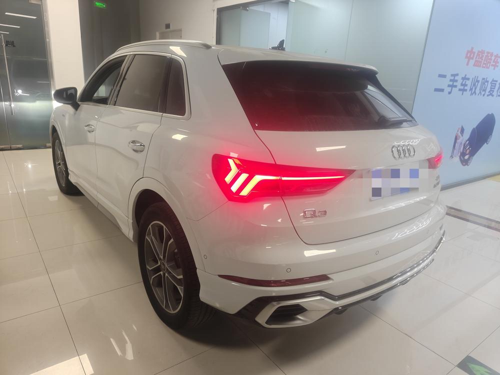 Audi Audi Q3