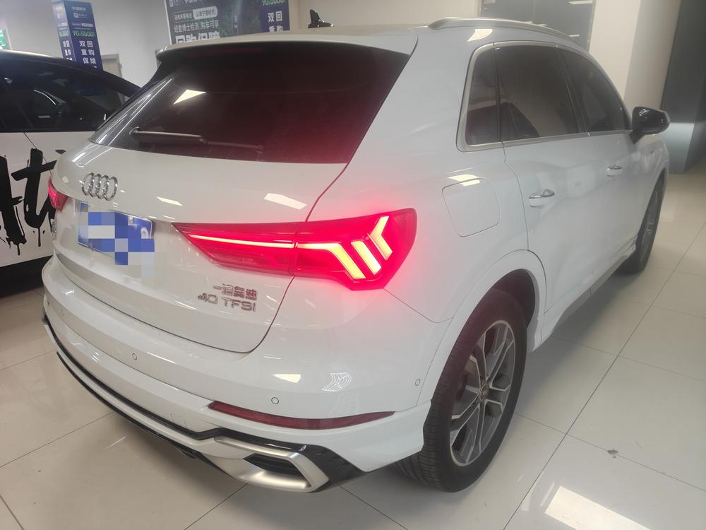 Audi Audi Q3