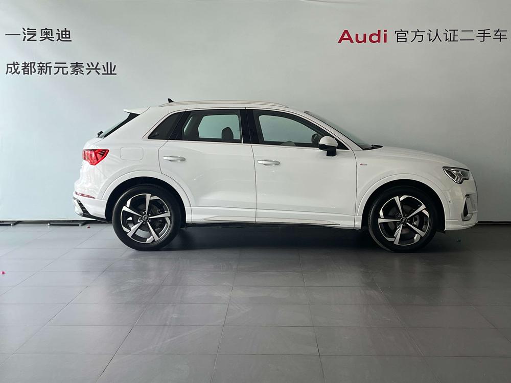 Audi Audi Q3