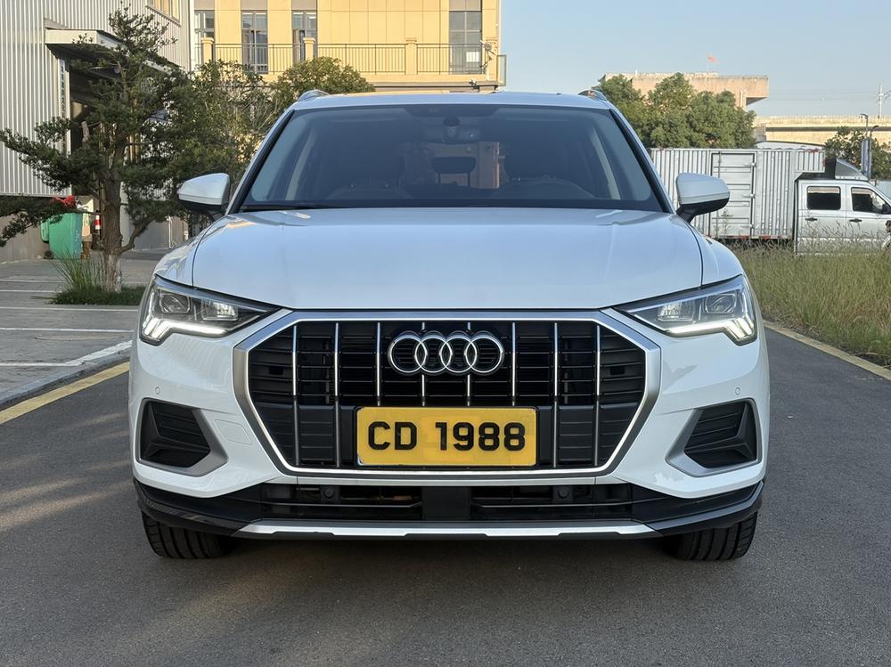 Audi Audi Q3