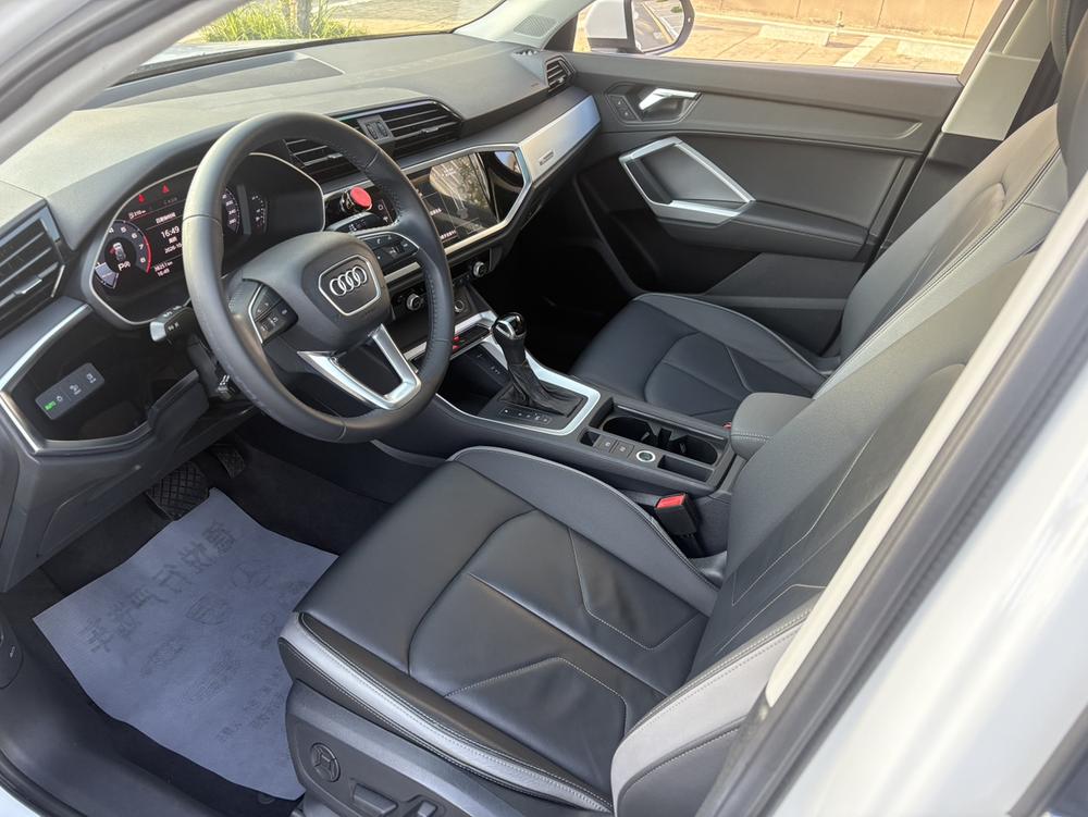 Audi Audi Q3