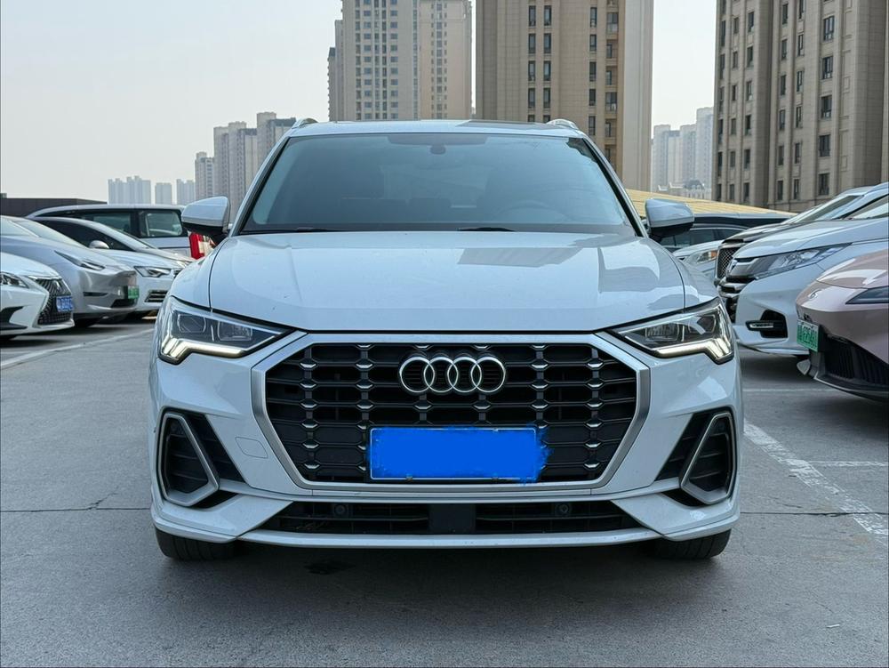 Audi Audi Q3
