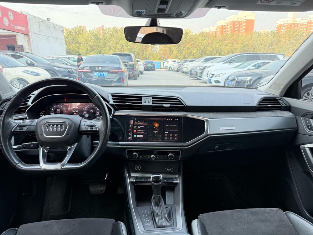 Audi Audi Q3