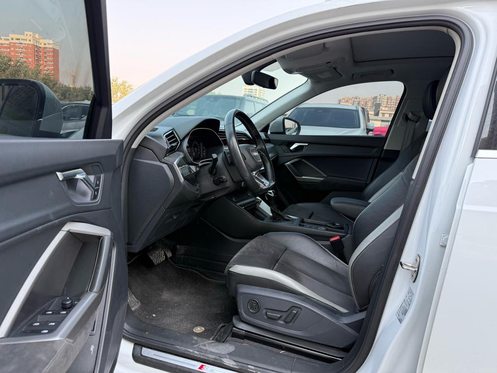 Audi Audi Q3