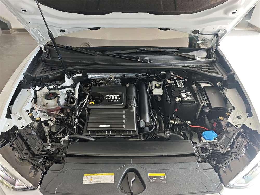 Audi Audi Q3