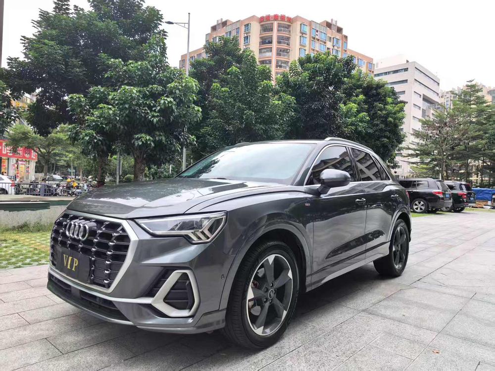 Audi Audi Q3