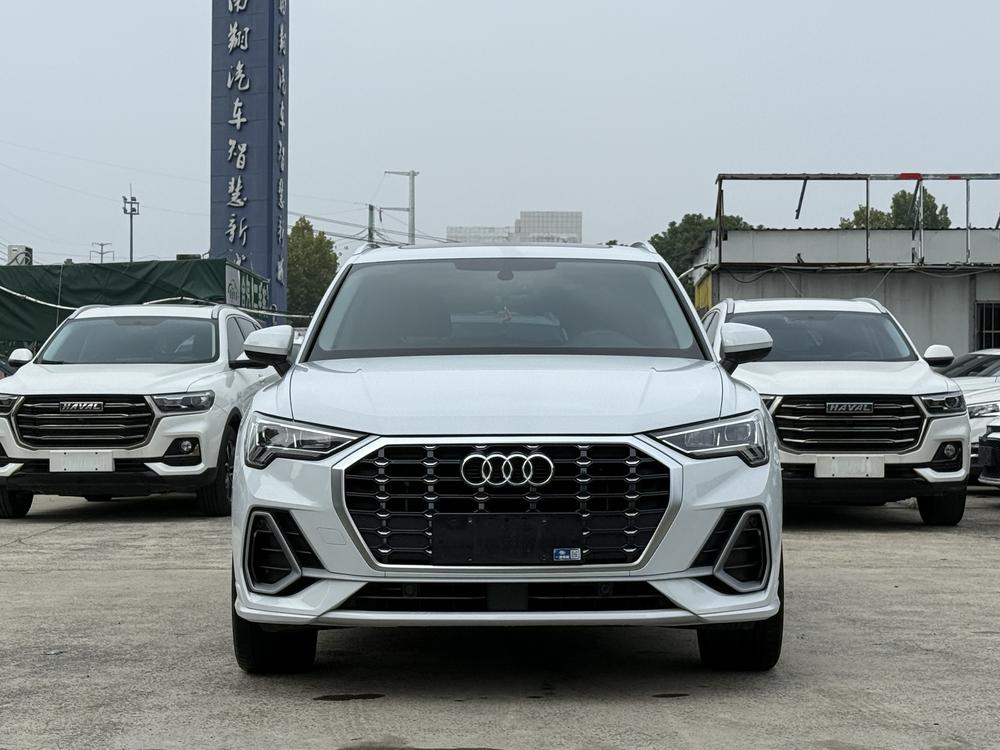 Audi Audi Q3