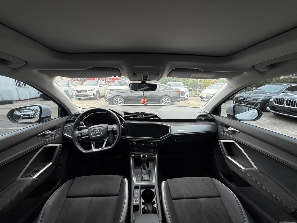 Audi Audi Q3