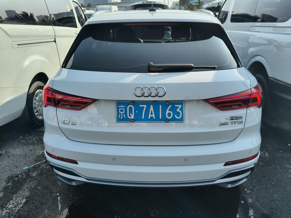 Audi Audi Q3