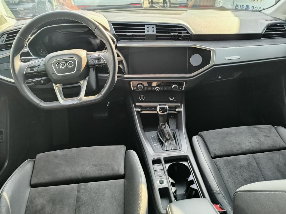 Audi Audi Q3