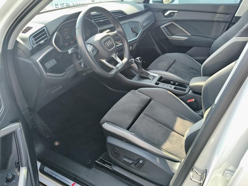 Audi Audi Q3