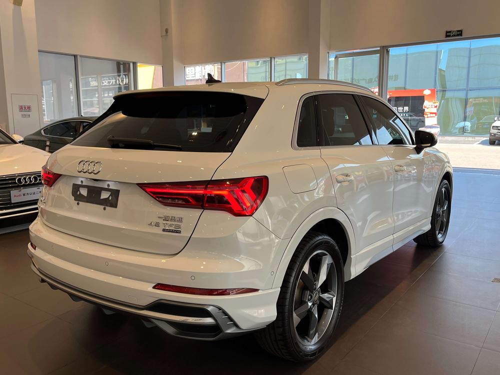 Audi Audi Q3