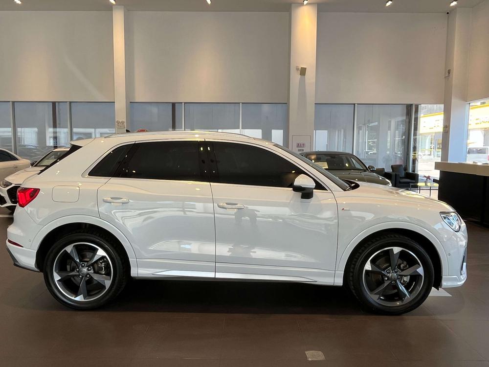 Audi Audi Q3