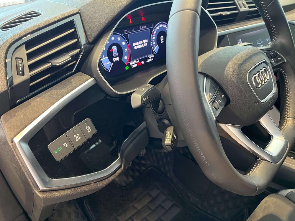 Audi Audi Q3