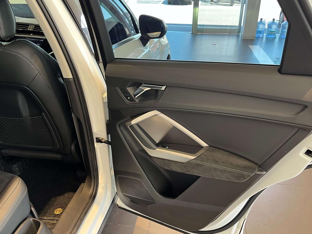 Audi Audi Q3