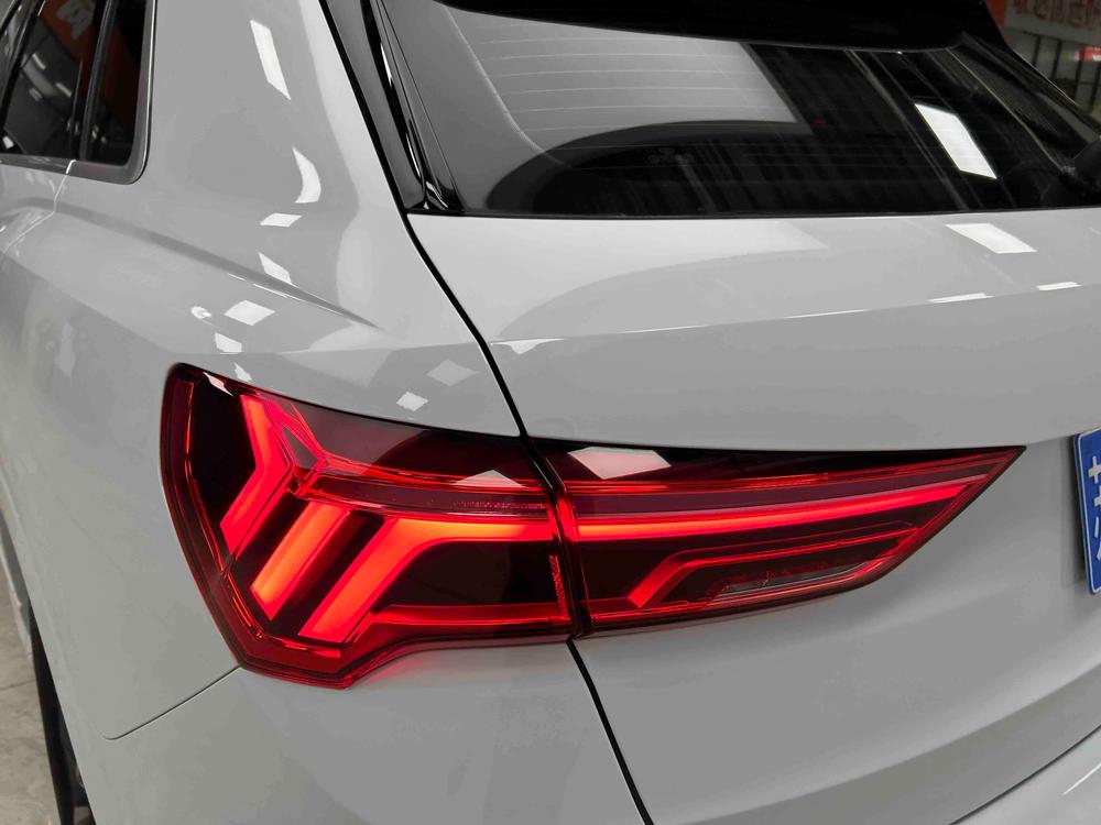 Audi Audi Q3