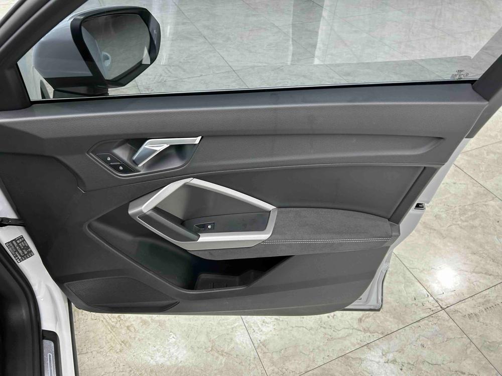 Audi Audi Q3