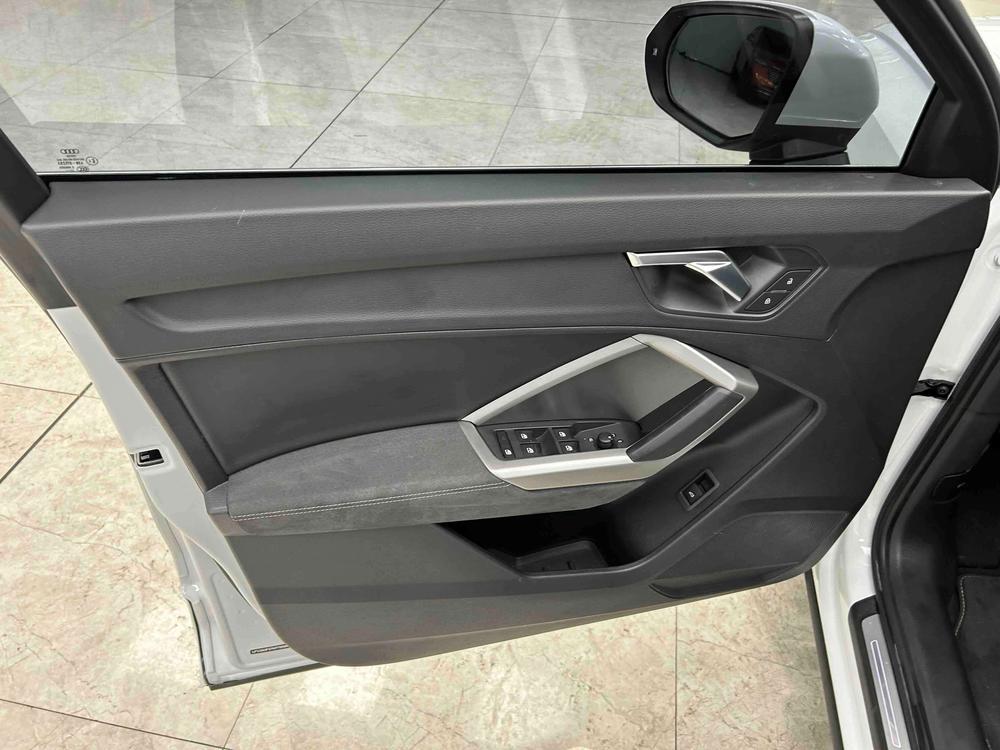 Audi Audi Q3