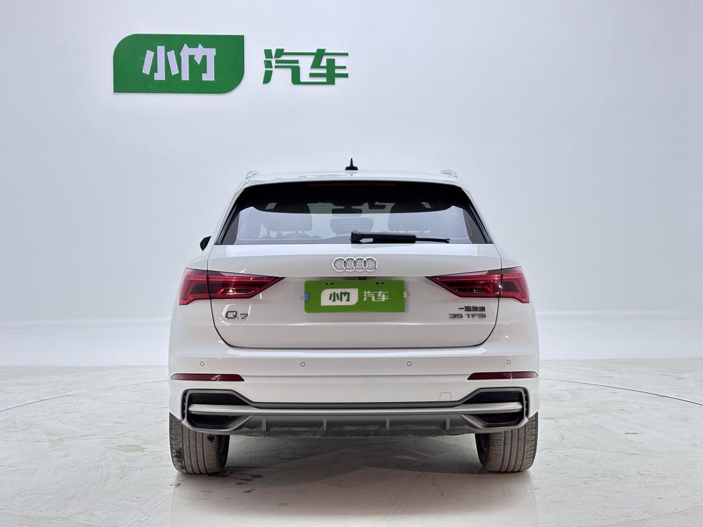 Audi Audi Q3
