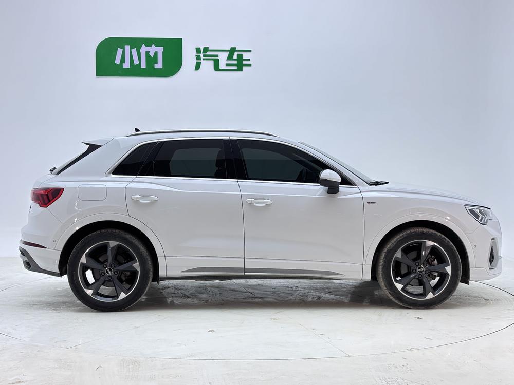 Audi Audi Q3