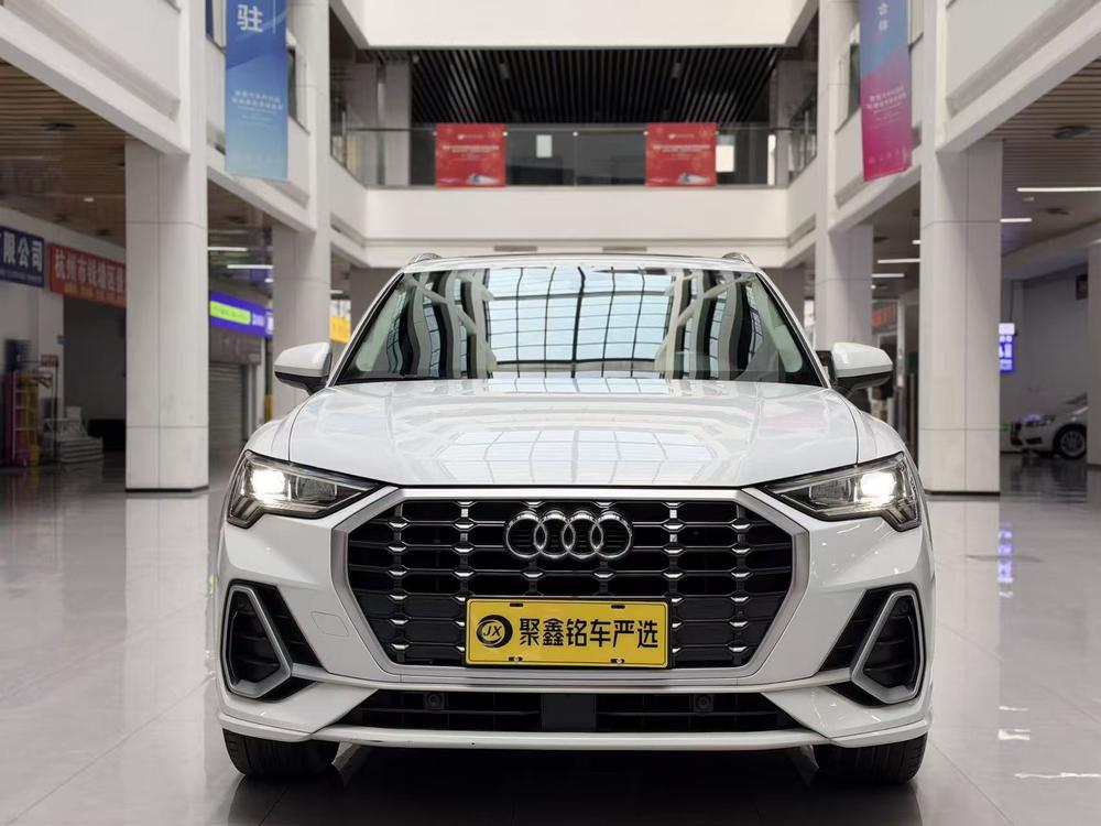 Audi Audi Q3