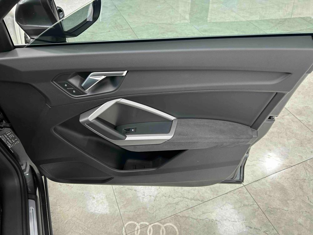 Audi Audi Q3