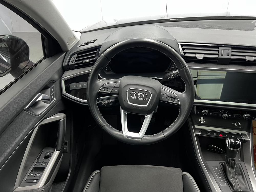 Audi Audi Q3