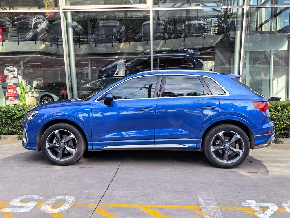 Audi Audi Q3