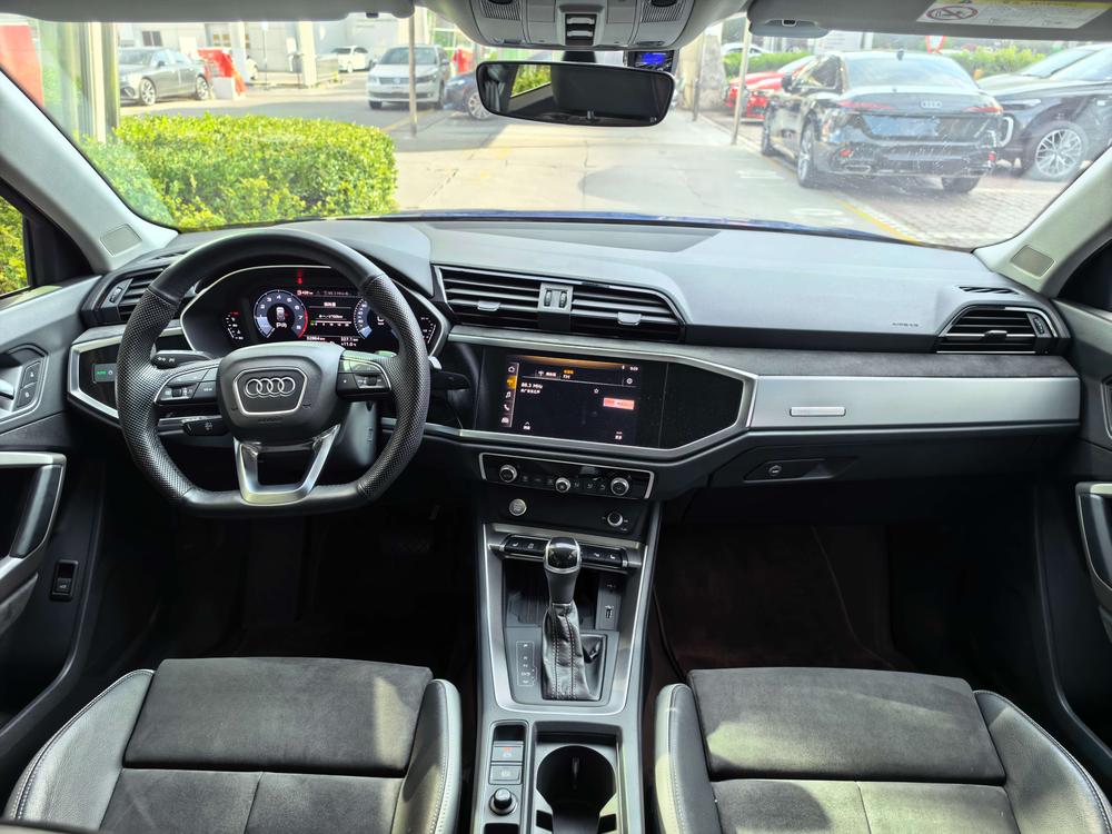 Audi Audi Q3
