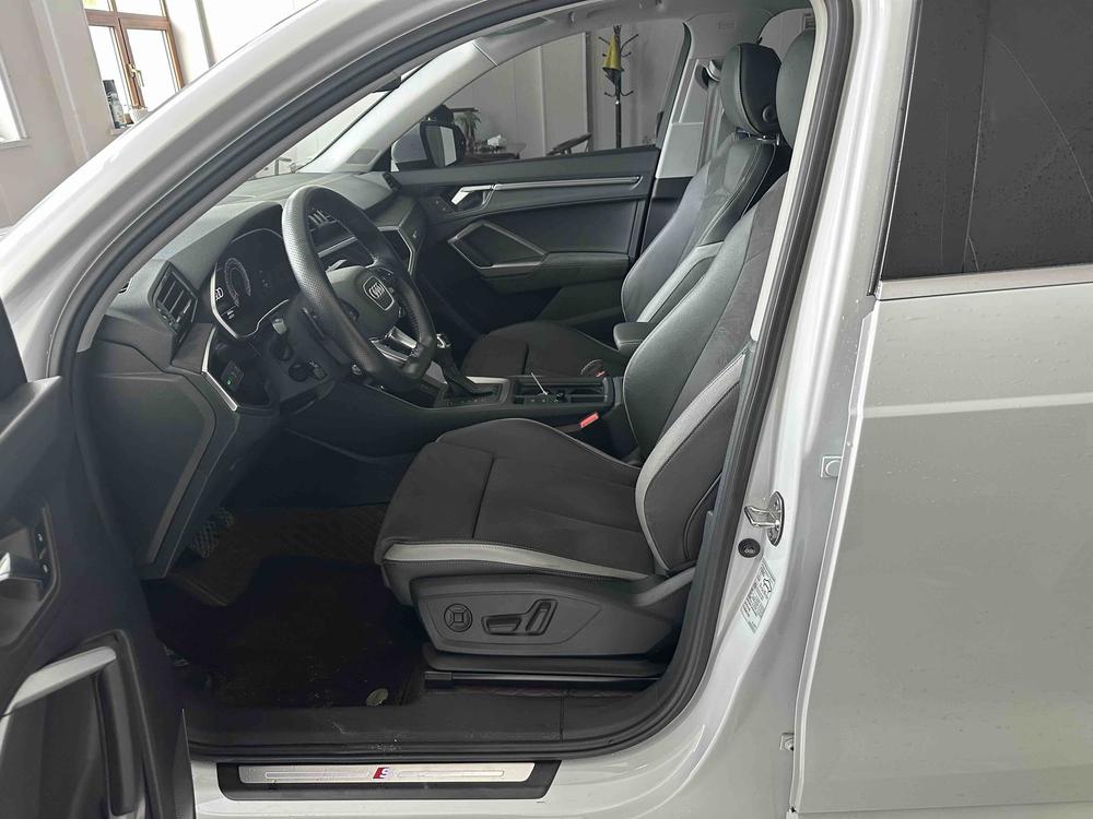 Audi Audi Q3