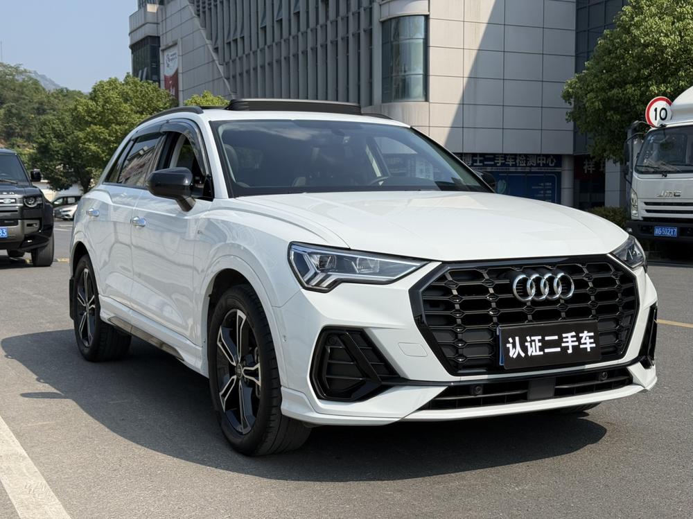 Audi Audi Q3