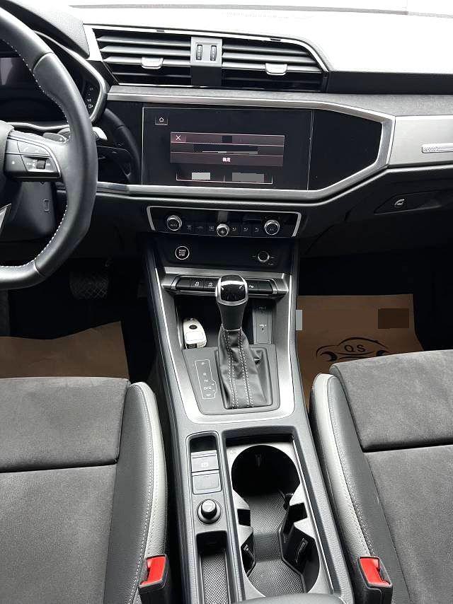 Audi Audi Q3