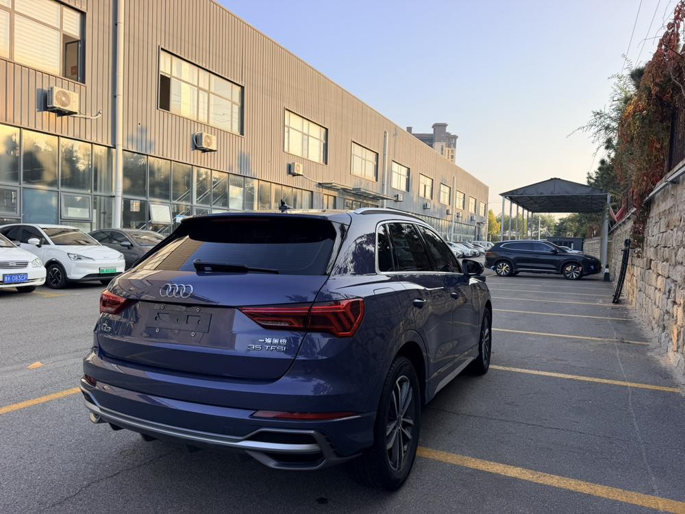 Audi Audi Q3