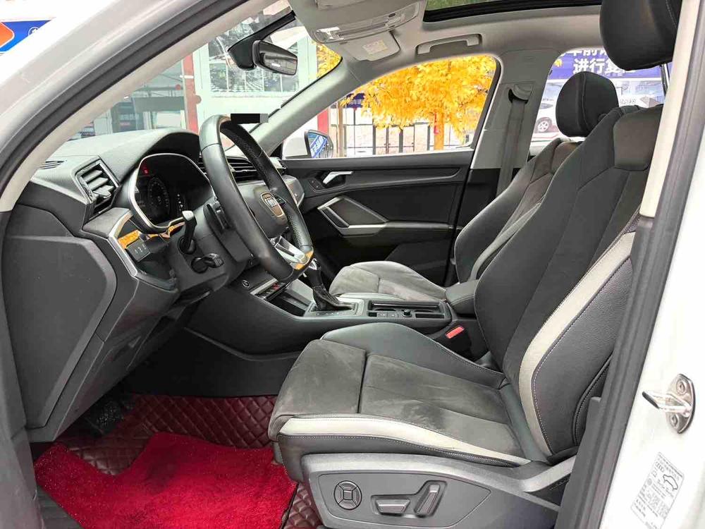 Audi Audi Q3