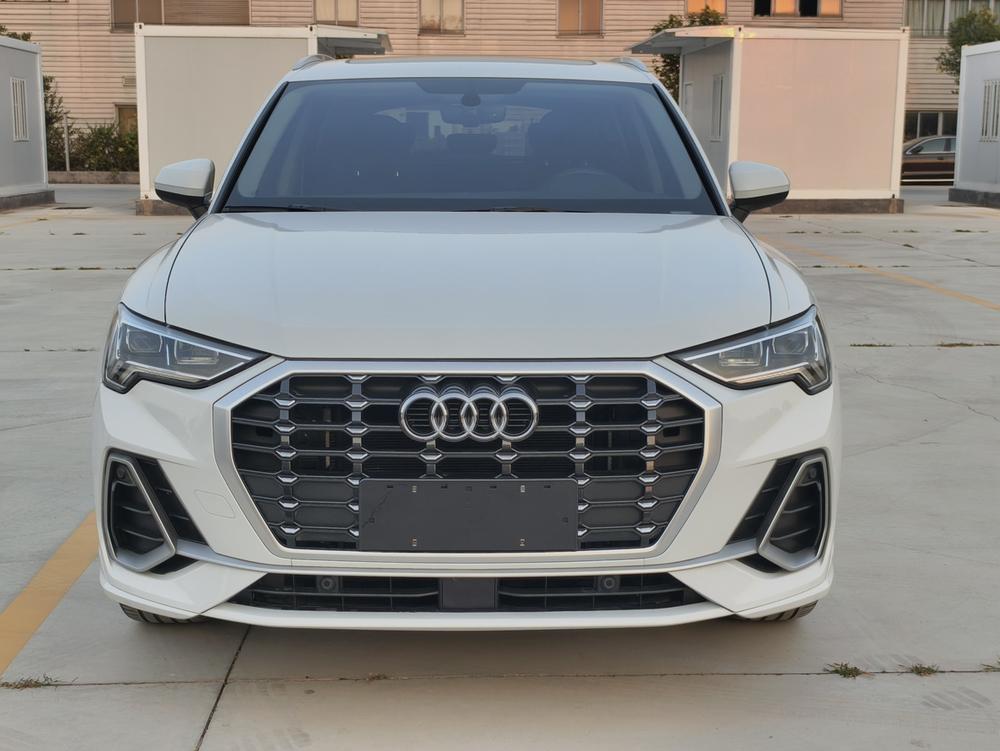 Audi Audi Q3