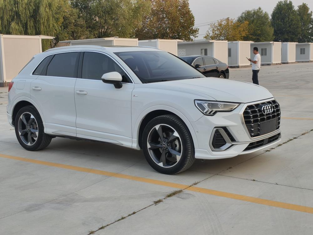 Audi Audi Q3