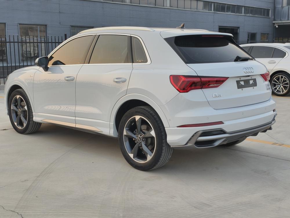 Audi Audi Q3