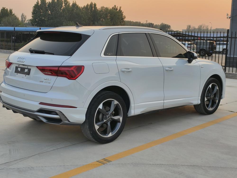 Audi Audi Q3