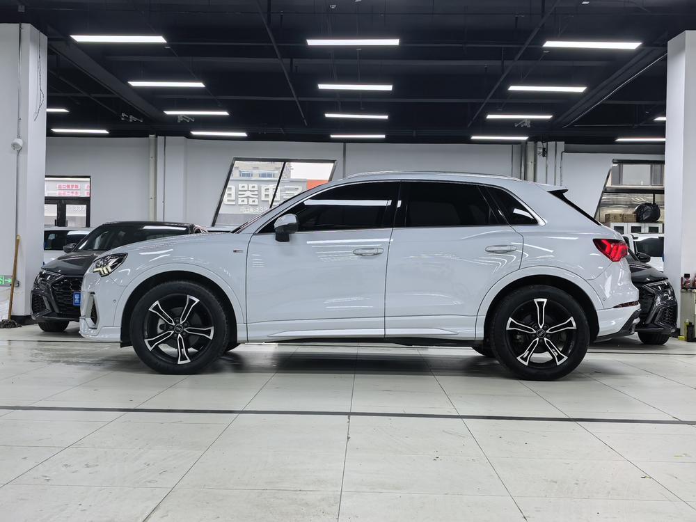 Audi Audi Q3