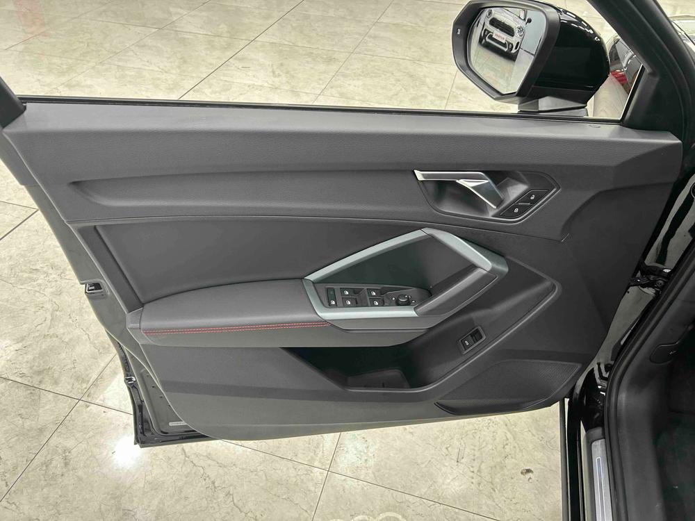 Audi Audi Q3