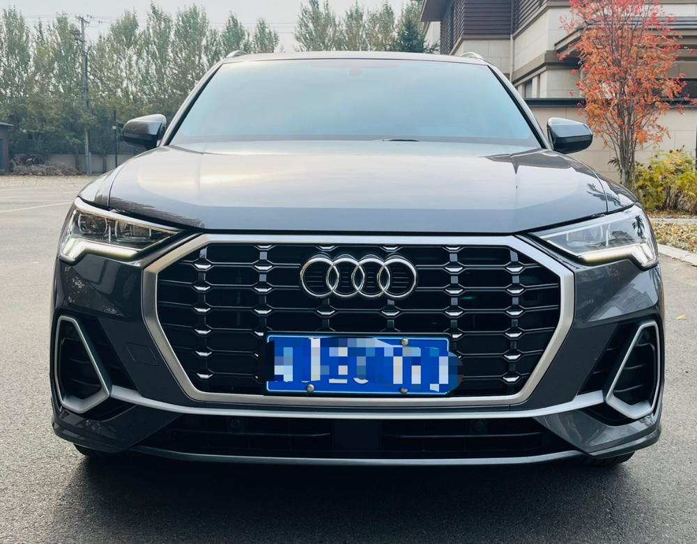 Audi Audi Q3