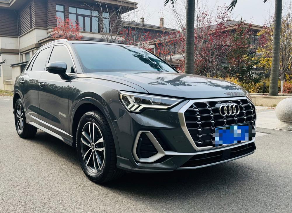 Audi Audi Q3