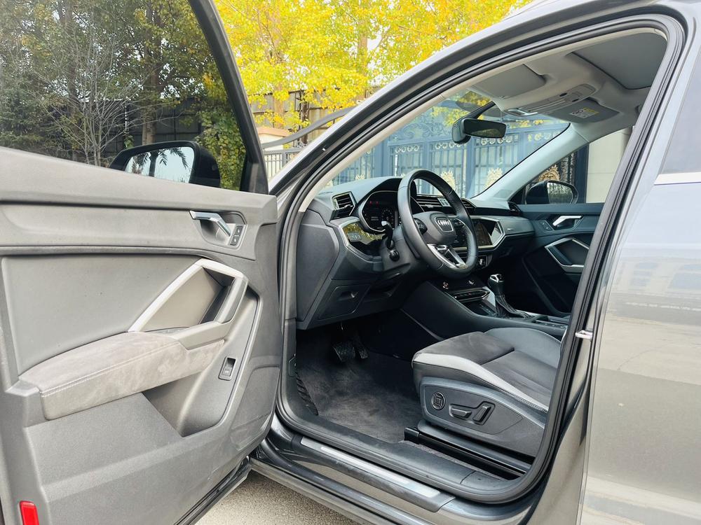 Audi Audi Q3