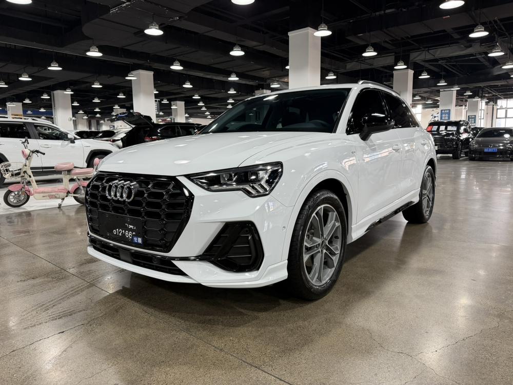 Audi Audi Q3