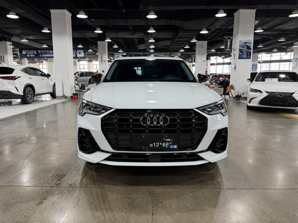 Audi Audi Q3