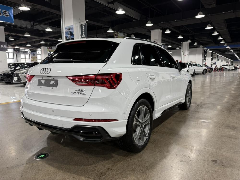 Audi Audi Q3