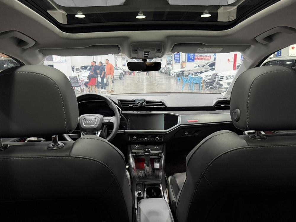 Audi Audi Q3