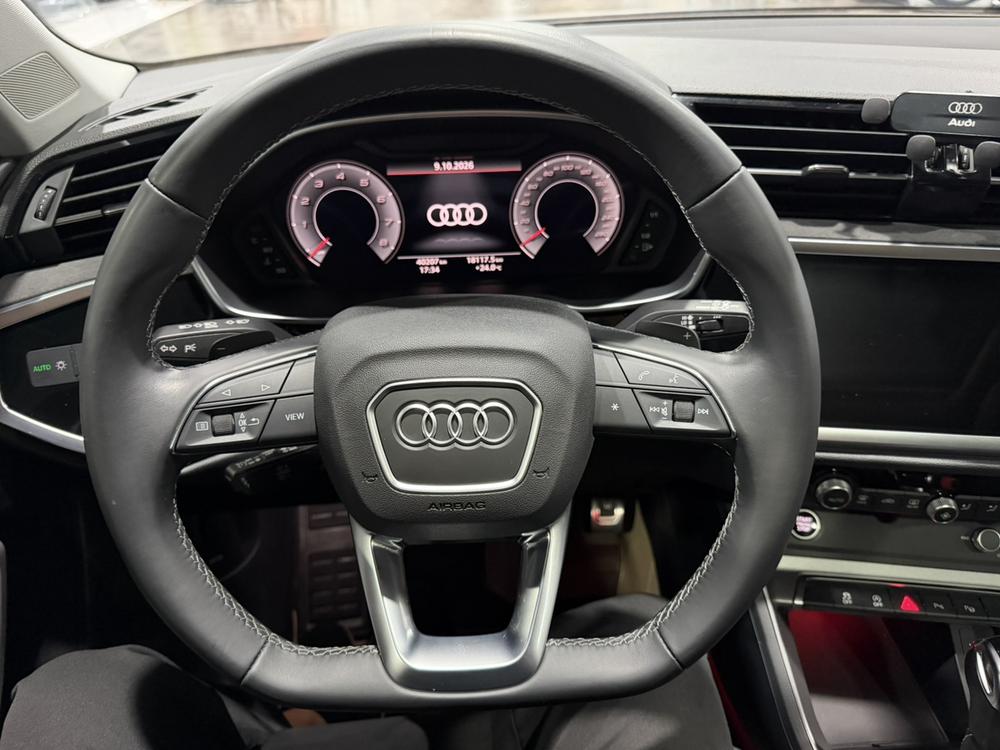 Audi Audi Q3