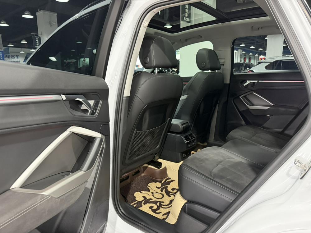Audi Audi Q3